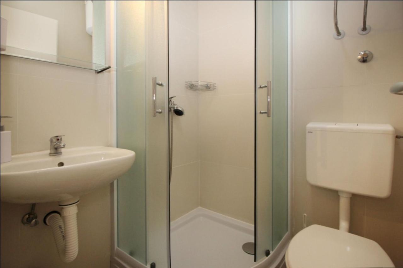 Apartament Dora